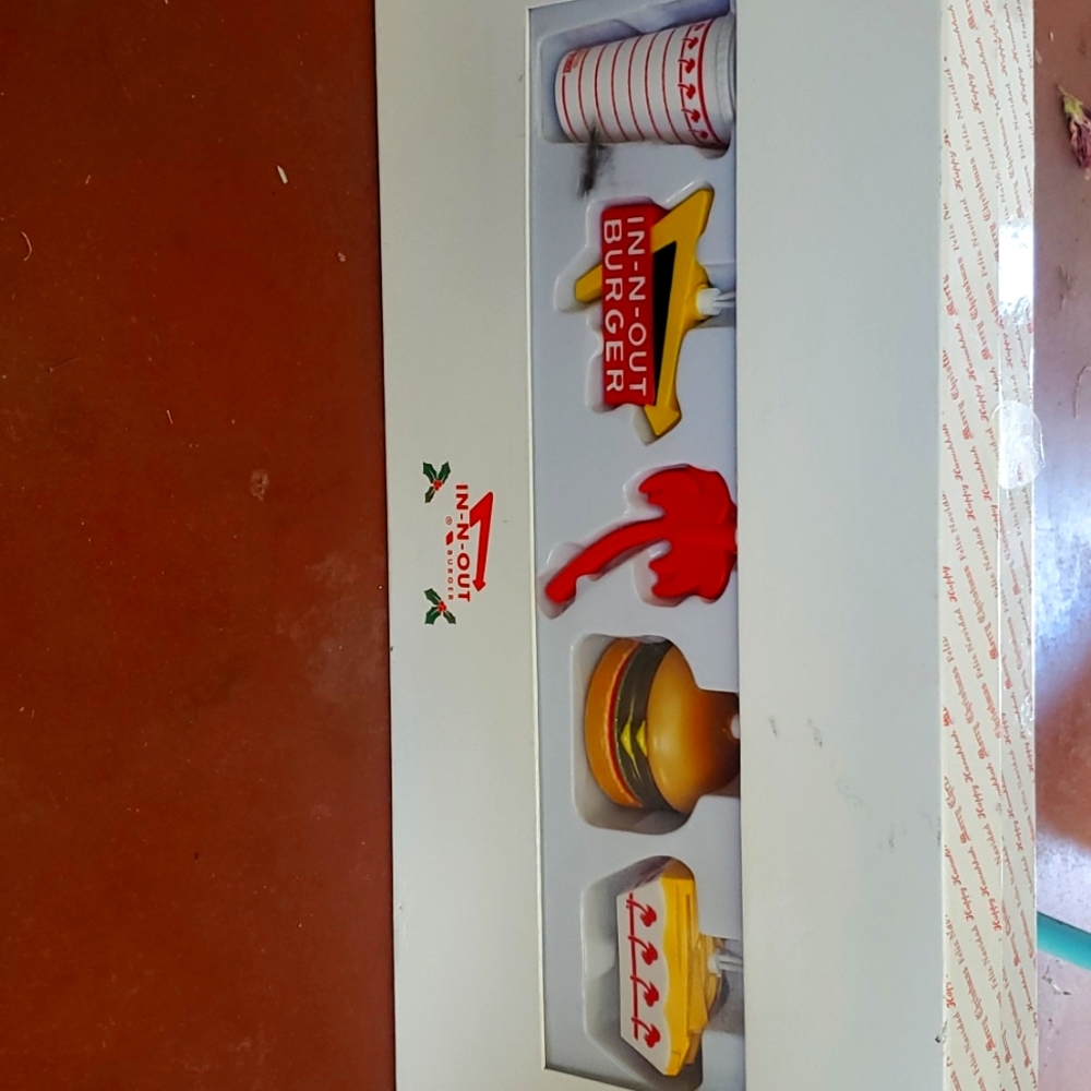 In-N-Out Decorative Christmas lights